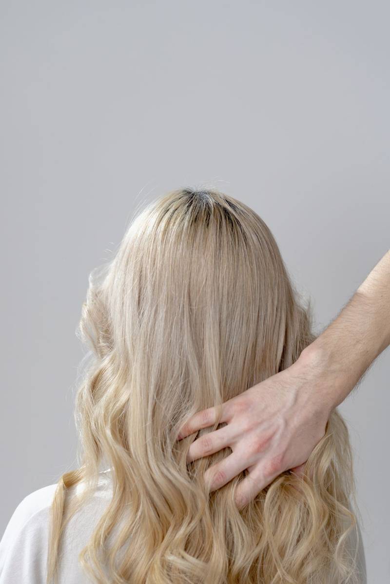 Soft, blended blonde waves from behind